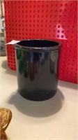 Black crock 5 3/4 “ diameter 6 “ tall