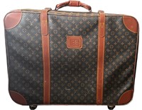 Replica Louis Vuitton Luggage