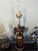 Eagle theme table lamp