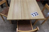 Kitchen Table w/ 4 Chairs 29.5"T X 35.5"W X 35.5"D