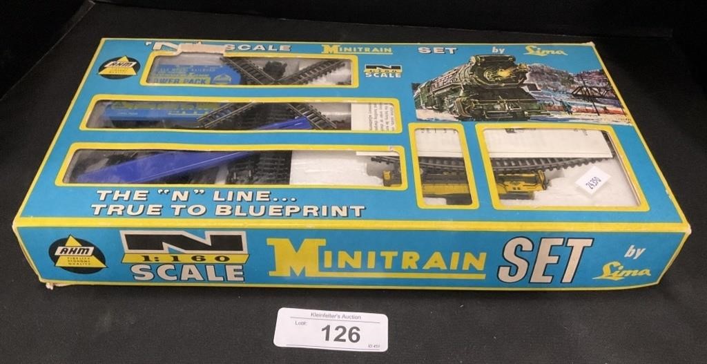 N Scale Mini Train Set.