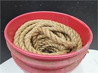 Approx 50 ft Rope 3/4"  & 5 Gal Bucket