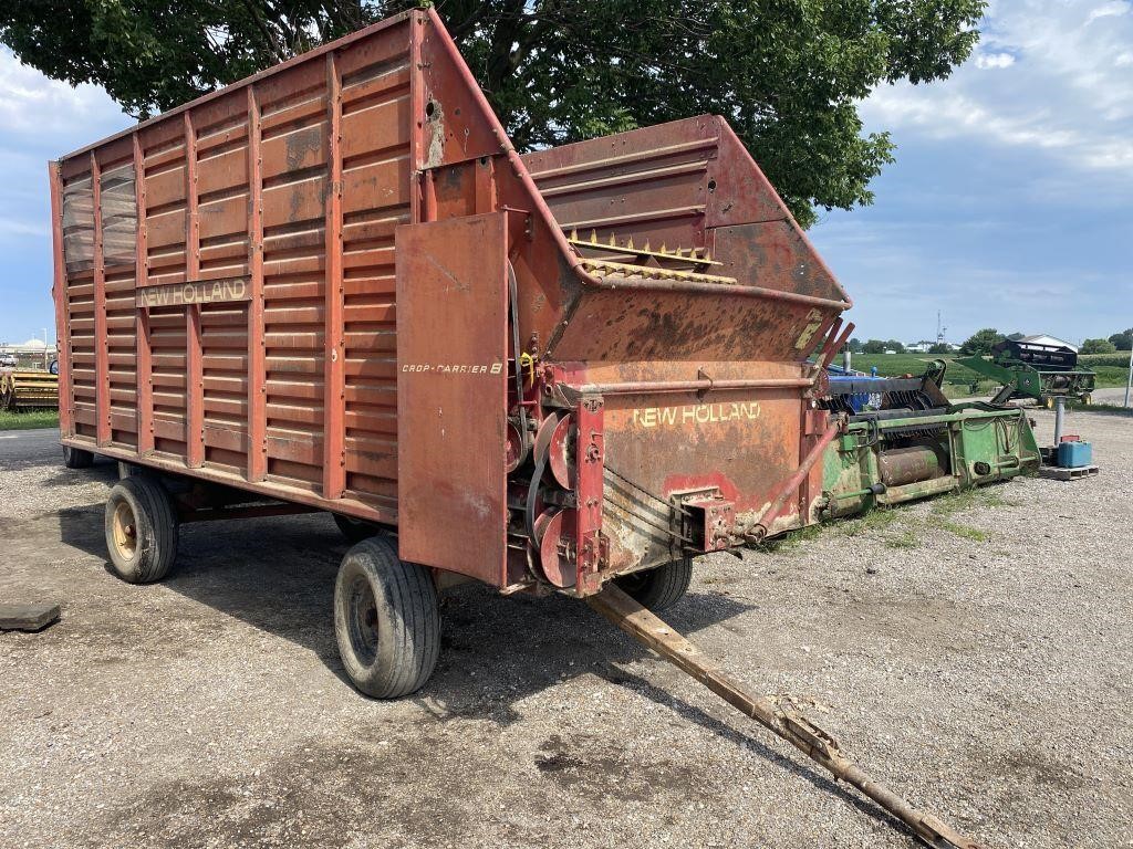 New Holland #8 Metal Silage Wagon Rear Unload