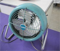 Dominion electric fan on stand 11" diameter