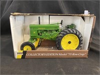 John Deere 1953 70 Row-Crop tractor, 1/16 scale,