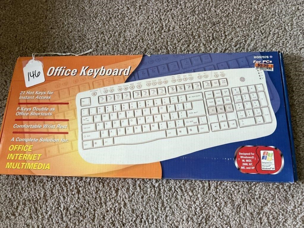 Wired Keyboard