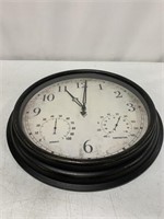 RUSTIC DESIGN WALL CLOCK UNTESTED 16IN