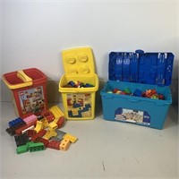 Assorted Duplo Legos