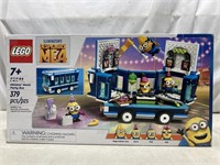 Lego Minions Music Party Bus 379 Pcs (Pre Owned)