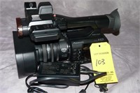 Panasonic AG-AC30 Full-HD AVCCAM Handheld Camera w