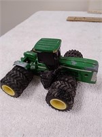 Metal John Deere tractor