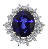 14kt Gold 9.84 ct Oval Sapphire & Diamond Ring