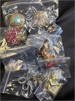 Lot of 10 Vintage Jewelry