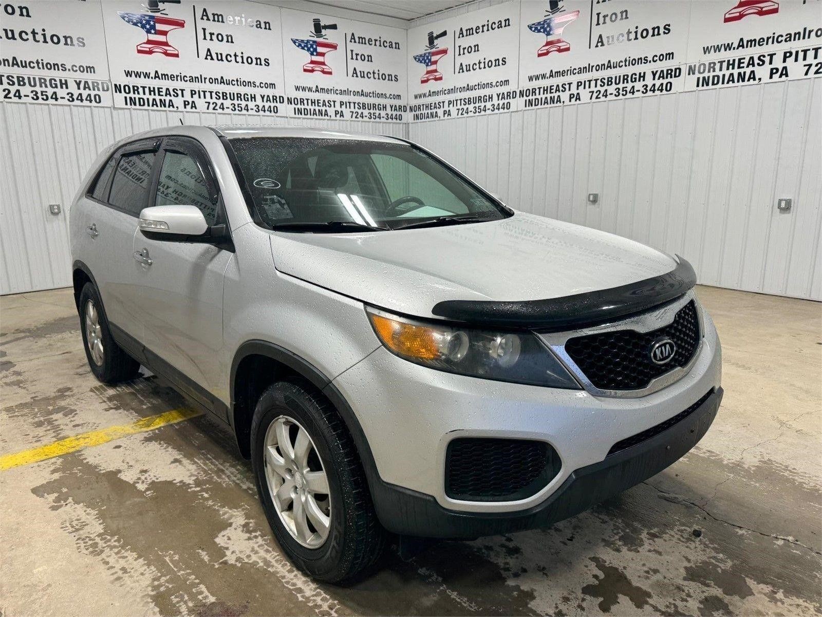 2011 Kia Sorento LX SUV - Titled -NO RESERVE