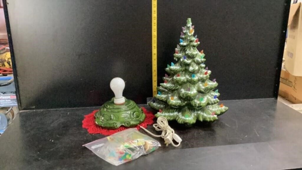 Ceramic Christmas Tree w/lights