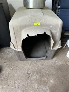 Larger Petmate doghouse