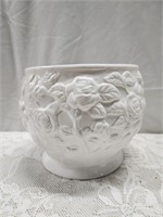 Pottery With Roses