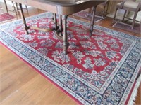 Machine Made Victorian Style Area Rug