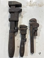 Large & Small Pipe Wrench & Craftsman pipe wrench