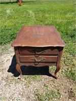 Vintage French Provincial 2 drawer side end table