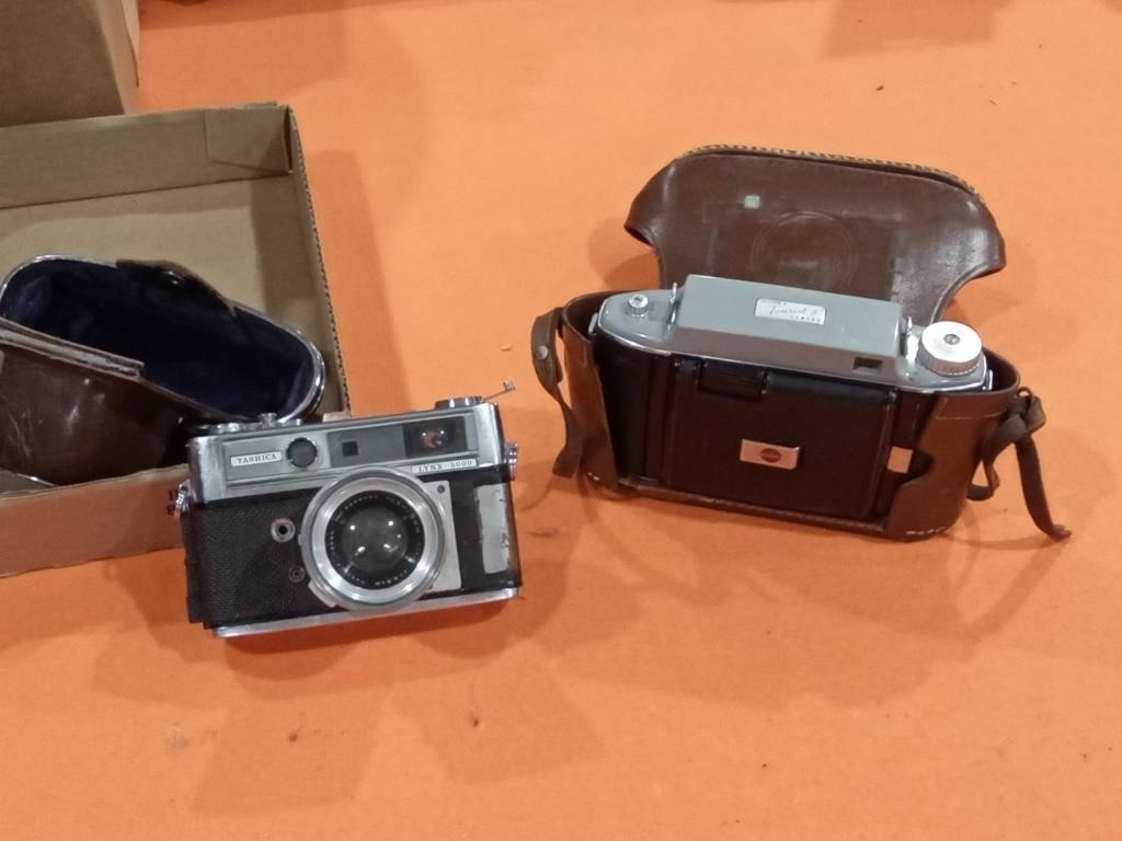 vtg Yasicha + Kodak cameras