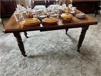 Edwardian Walnut Canted Corner Dining Table with