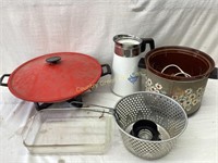 Assorted Kitchen Items