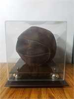 VINTAGE BASKETBALL