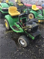 JOHN DEERE LT166 TWIN TOUCH AUTOMATIC RIDING MOWER