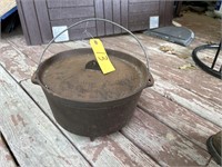 12in Cast Iron Dutch Oven Pan