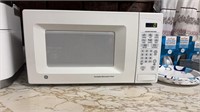 Turnable microwave oven