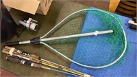 New never used Muskie fishing net with telescopic
