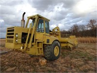 1990 Komatsu Dresser 412B Scraper Tractor