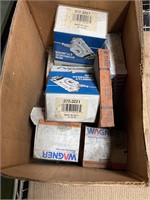 Box of assorted wheel cylinders