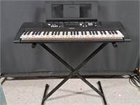 Yamaha Piano / Electric Portable Keyboard