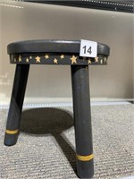 MOON & STAR STOOL 10"H