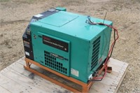 Onan CMQD 5500W Generator