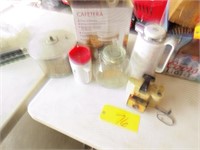 KITCHEN ITEMS & OLD POLAROID CAMERA