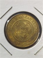 1998 Chuck-E-Cheese token