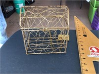 Wire basket/decorative container