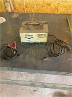 Esstron 6 amp battery charger
