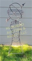 METAL YARD ART