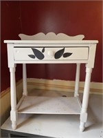 24" Painted Wash Stand