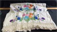 Set of embroidered pillow cases