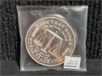 World Trade Unit Silver Round