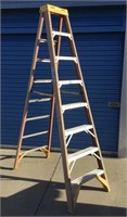 WERNER 8' Fiberglass Ladder