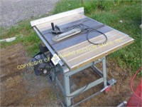 DELTA TABLE SAW