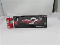 Dodge Viper GT2 , voiture die cast 1:18 Maisto