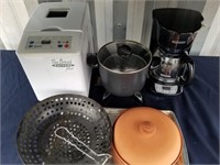 Large Mixed Lot Of Nice Kitchenware