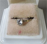Ring marked 14k approx size 7